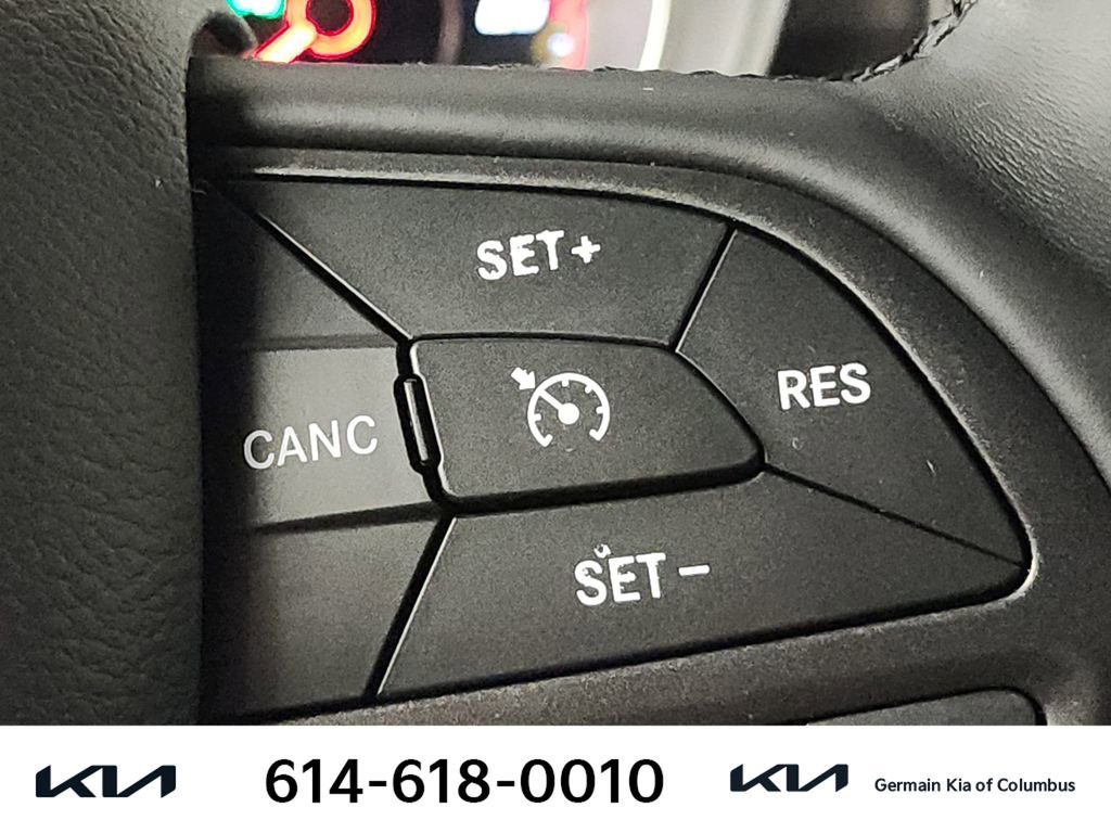 Used 2016 Dodge Charger SE w/ Popular Equipment Group image 30