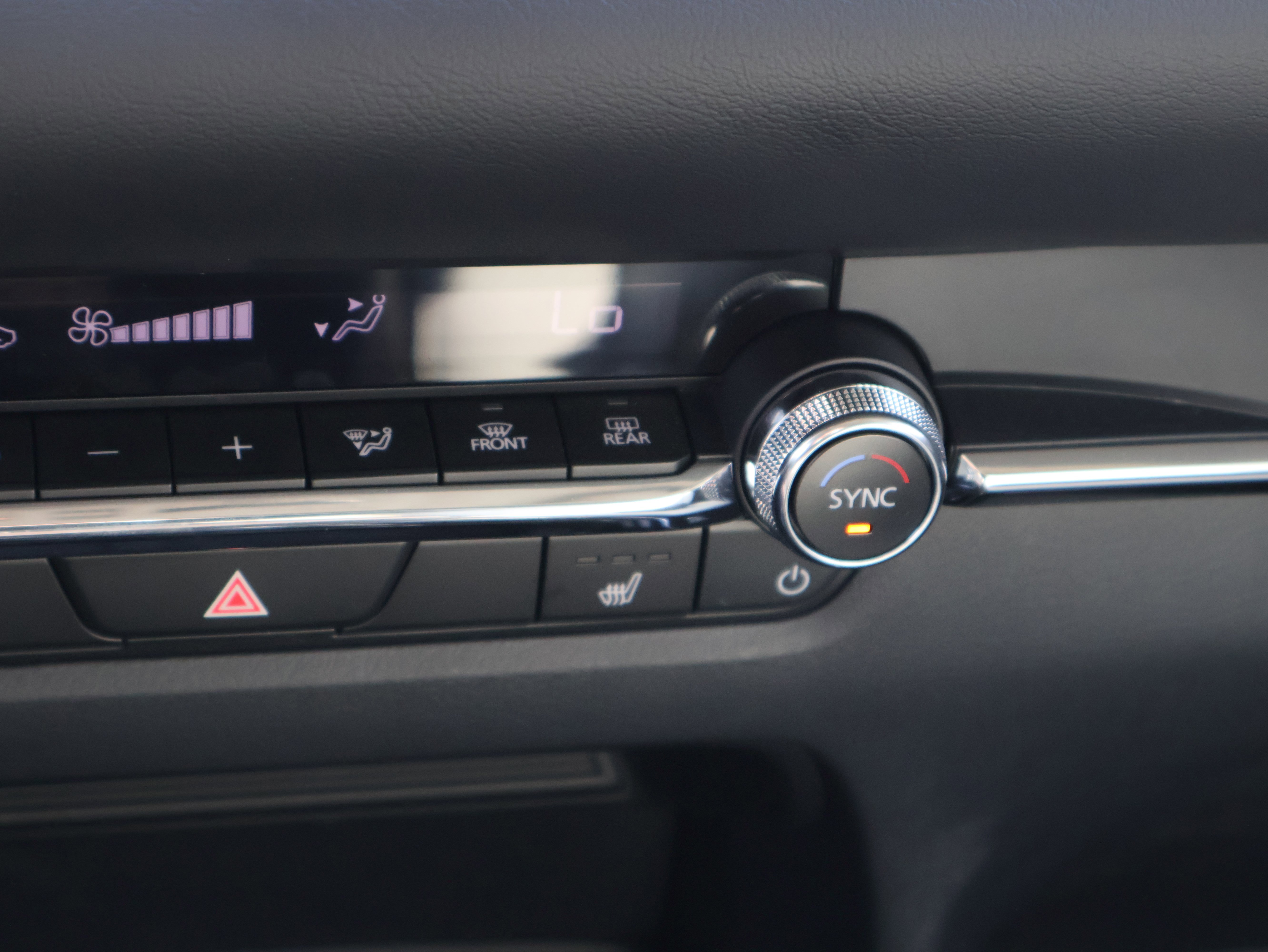 Certified 2025 MAZDA CX-30 2.5 Turbo w/ Premium Plus Pkg image 29