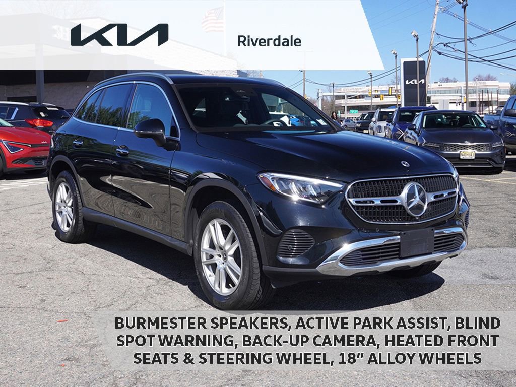 Used 2023 Mercedes-Benz GLC 300 4MATIC image 1