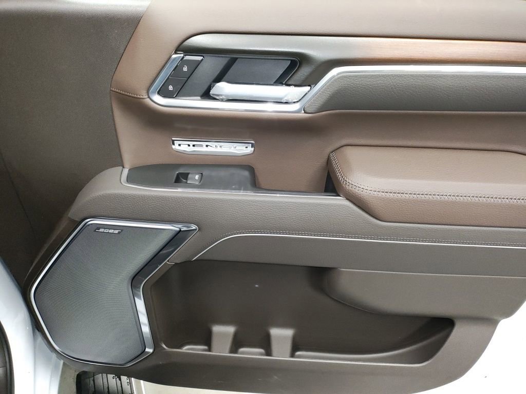 New 2026 GMC Sierra 1500 Denali w/ Denali Reserve Package image 10