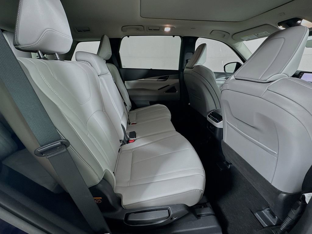 Certified 2026 INFINITI QX60 Luxe w/ Cargo Package image 37