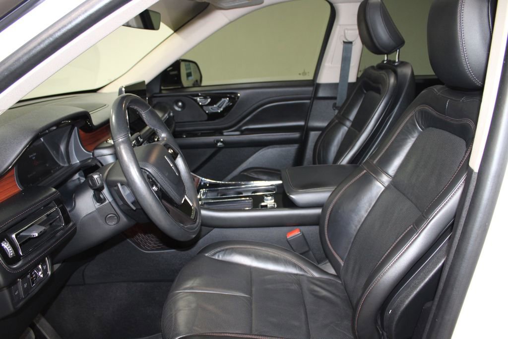 Used 2022 Lincoln Aviator Reserve w/ Equipment Group 201A AWD/4WD image 22