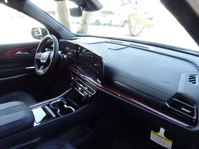 New 2026 Chevrolet Traverse Z71 w/ Enhanced Driving Package image 16