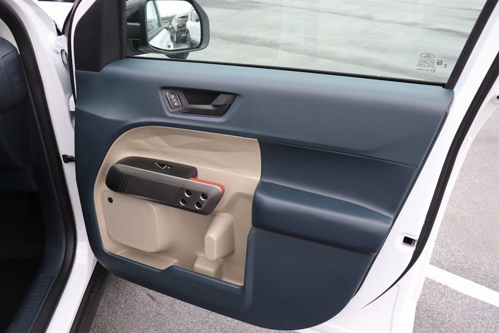 New 2026 Ford Maverick Lariat image 25
