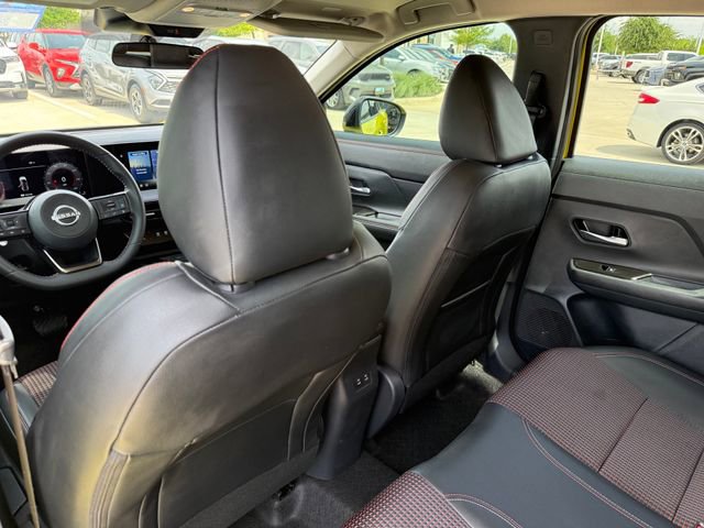Used 2026 Nissan Kicks SR FWD image 26