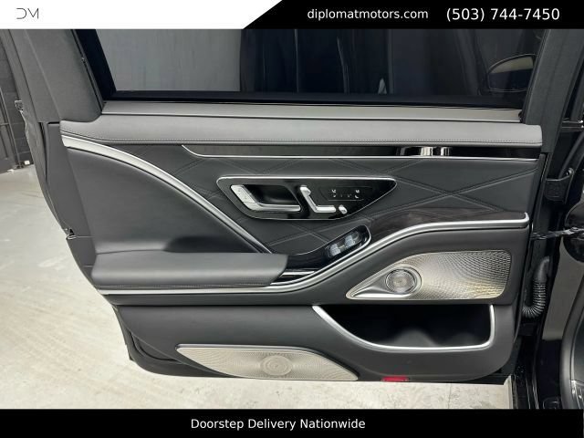 Used 2024 Mercedes-Benz Maybach S 580 4MATIC image 28
