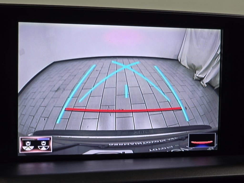 Used 2018 Lexus NX 300 FWD image 6