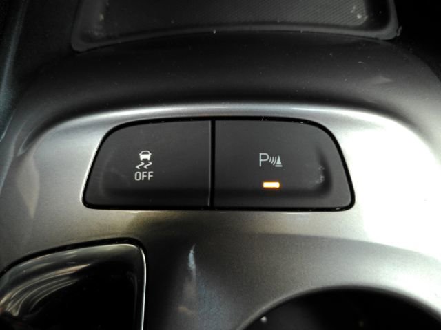 Used 2025 Chevrolet Malibu RS FWD image 42