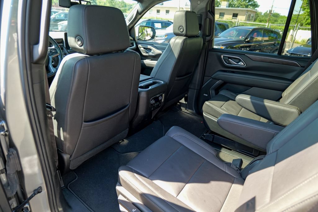 Used 2023 Chevrolet Tahoe LT w/ Luxury Package AWD/4WD image 26