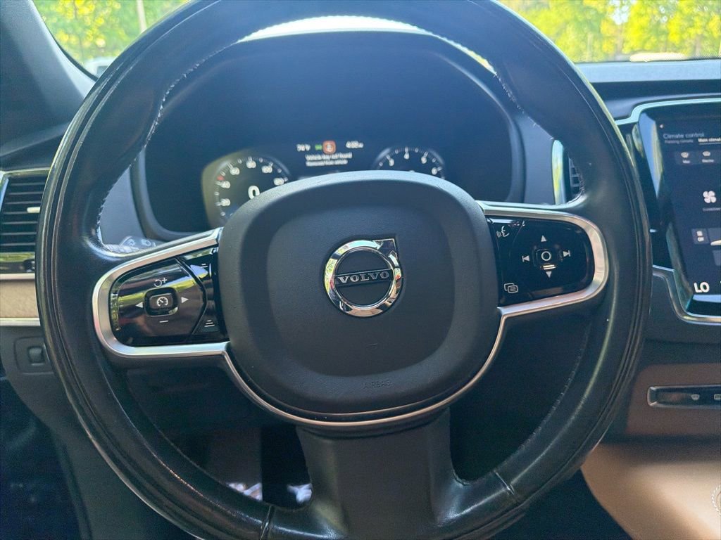 Used 2017 Volvo XC90 T6 Inscription w/ Vision Package image 21