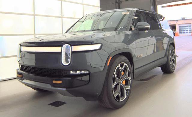 Used 2024 Rivian R1S Adventure AWD/4WD image 1