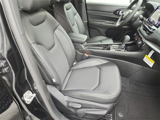 New 2026 Jeep Compass Latitude image 34