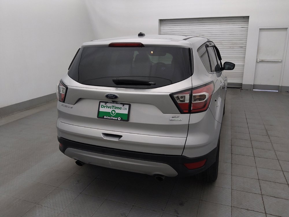 Used 2017 Ford Escape SE image 7