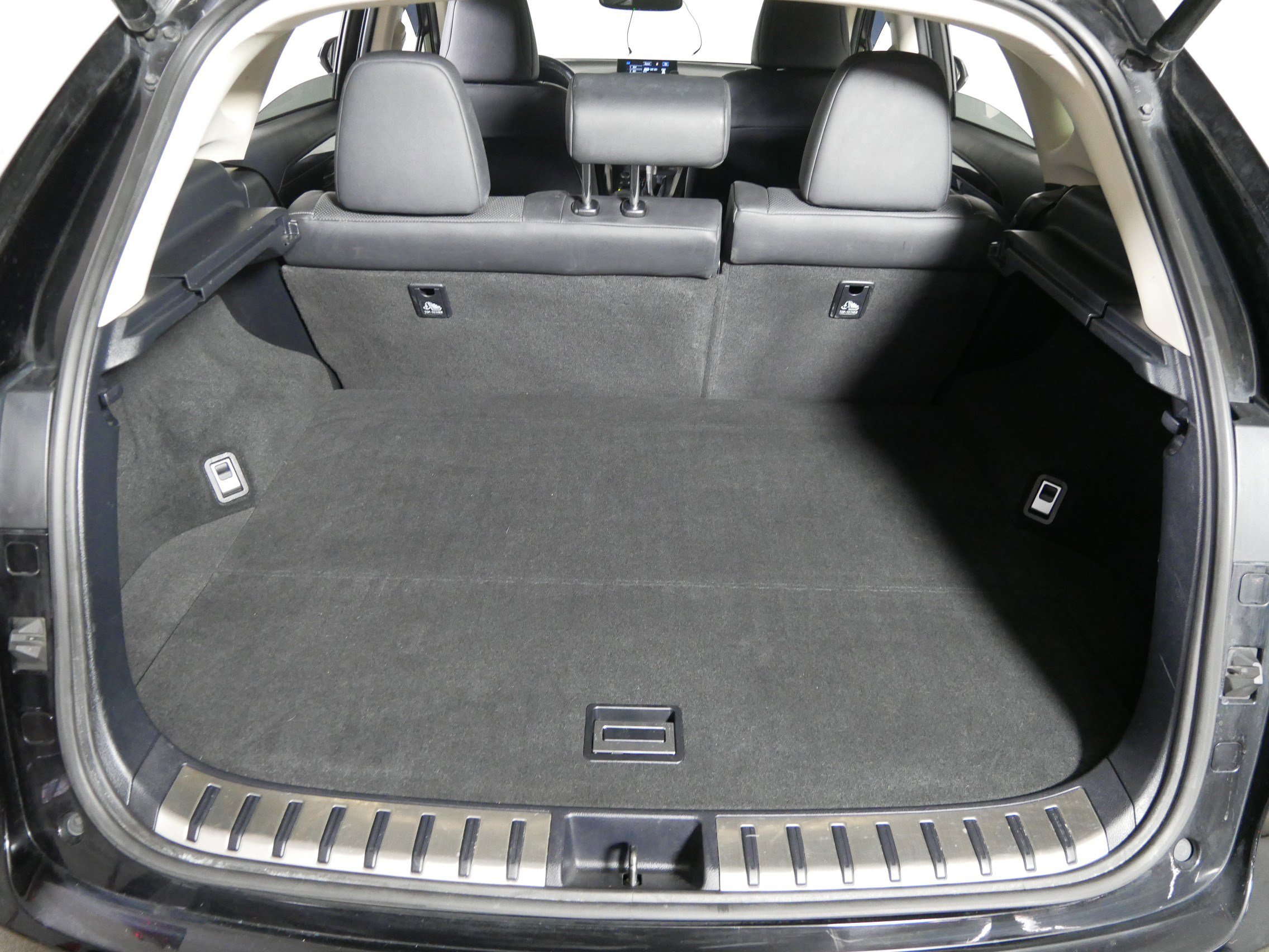 Used 2016 Lexus NX 300h AWD image 18