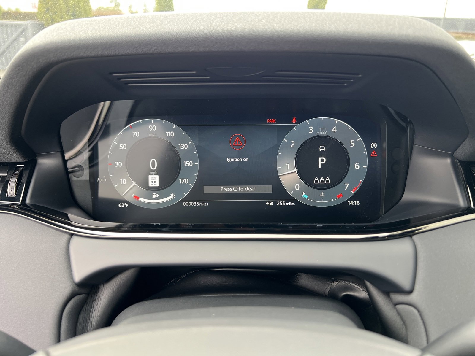 New 2025 Land Rover Range Rover Evoque Dynamic SE image 25