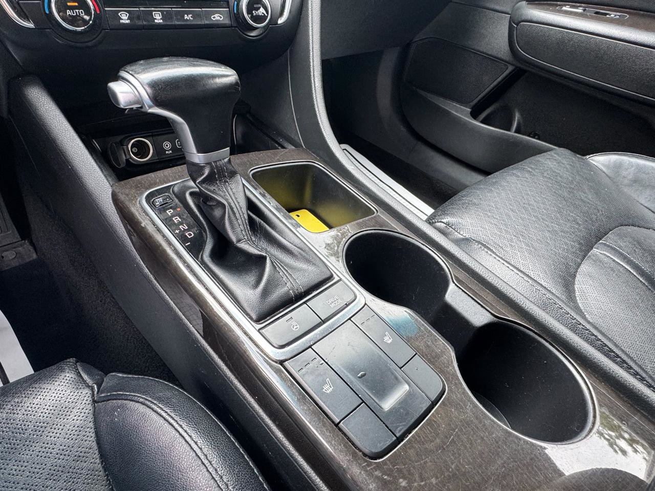 Used 2017 Kia Optima EX image 19