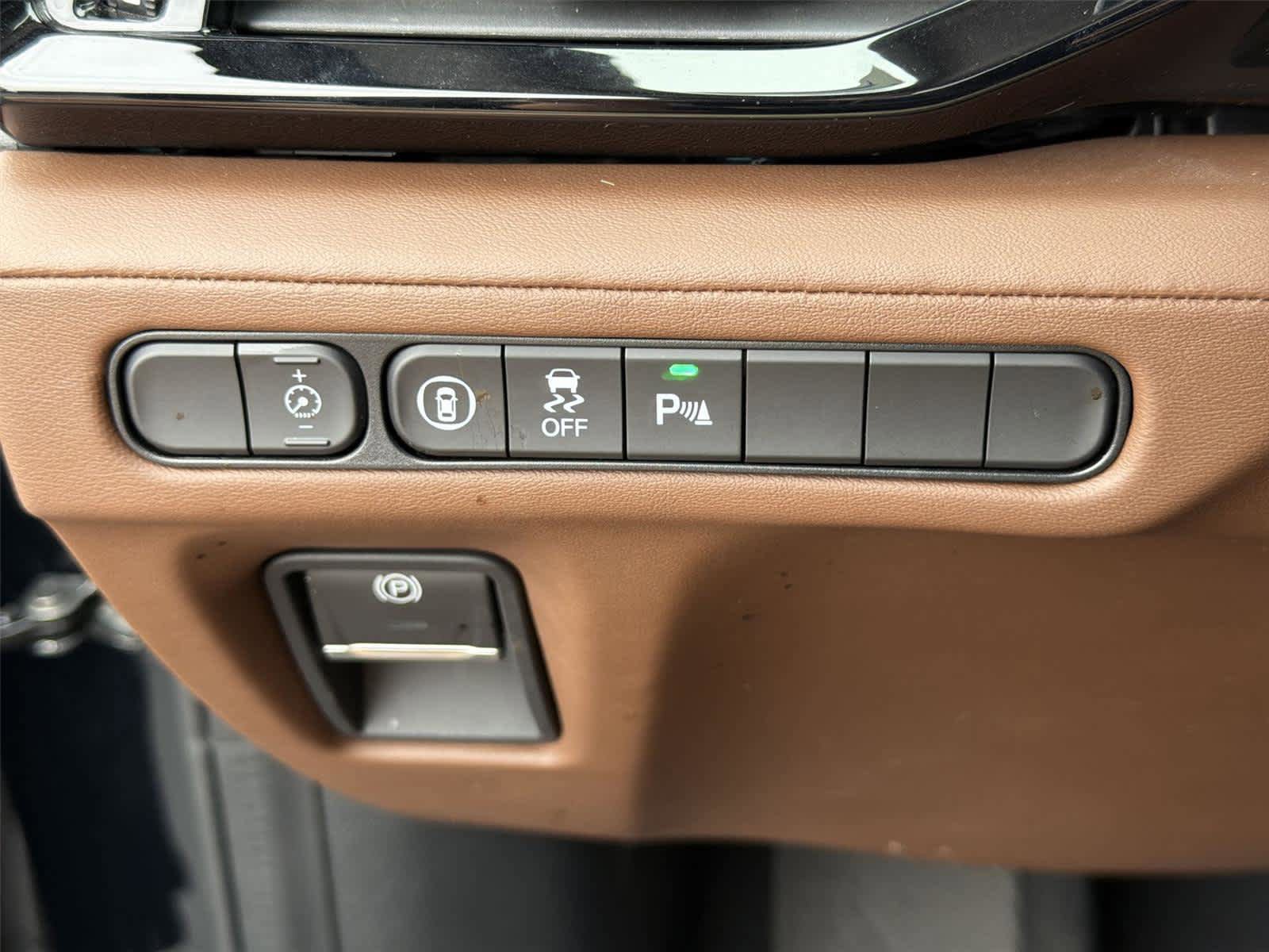 Used 2023 Acura MDX FWD w/ Technology Package image 39