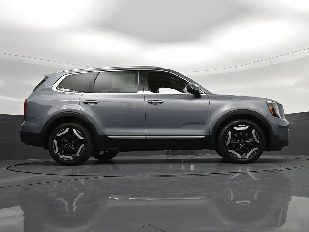 Used 2024 Kia Telluride S w/ S Sunroof Package AWD/4WD image 31