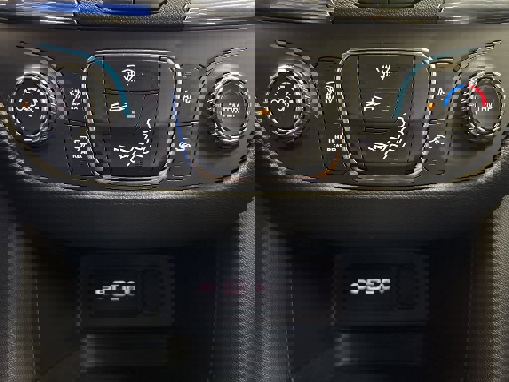 Used 2023 Chevrolet Equinox LT w/ LPO, Floor Liner Package image 29