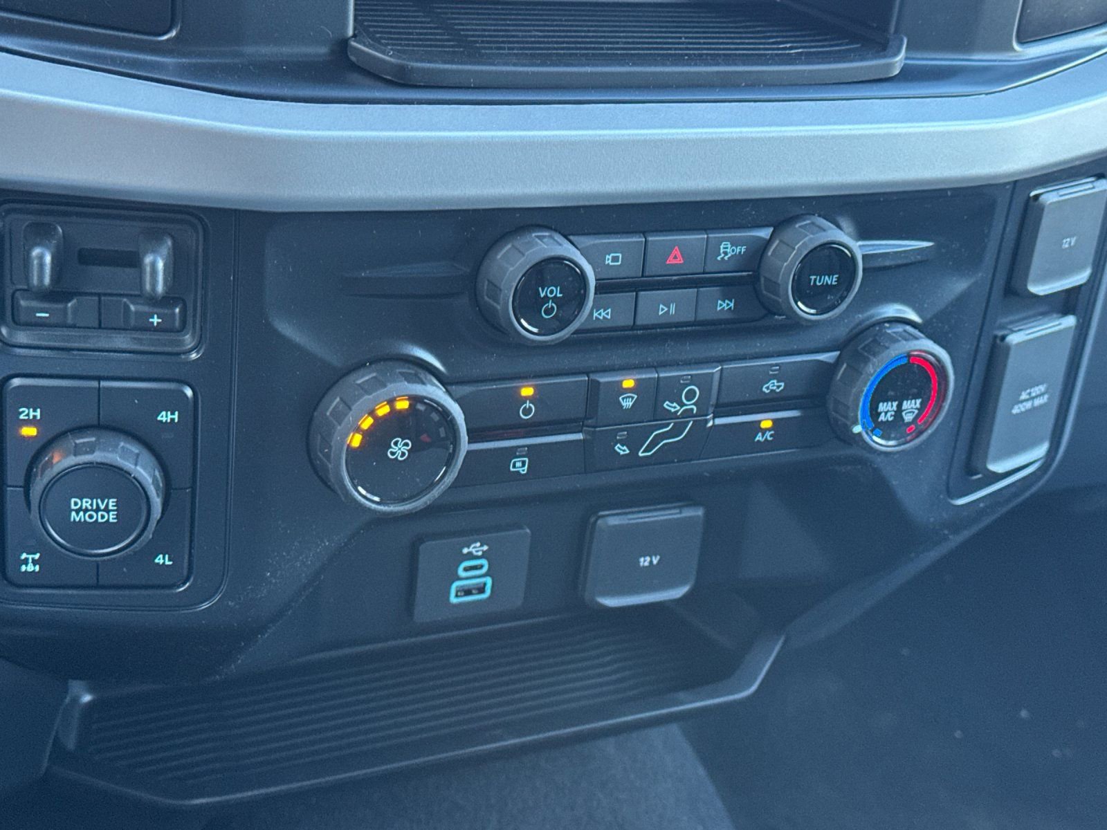 New 2026 Ford F250 XLT w/ 360-Degree Camera Package image 20