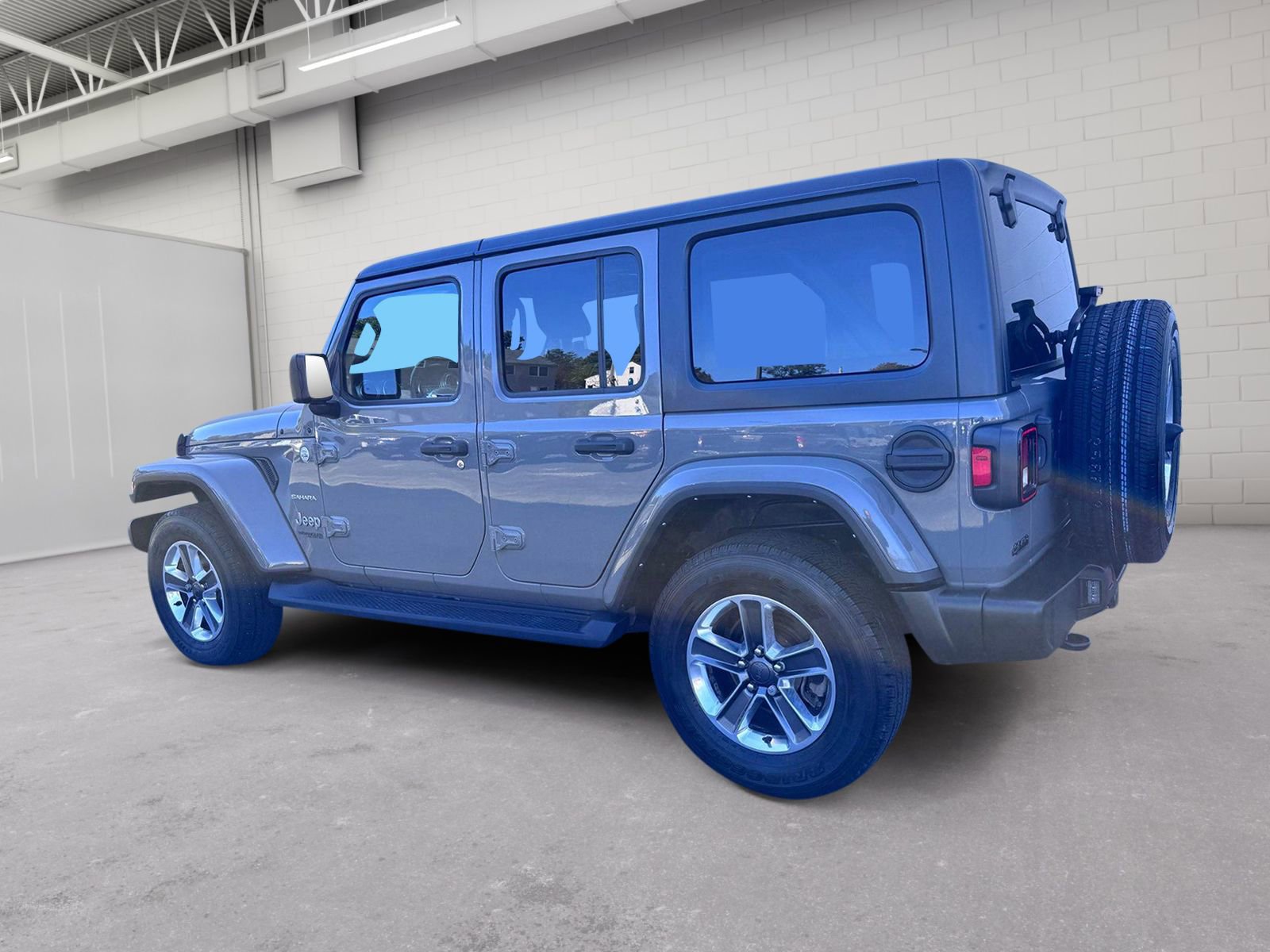 Used 2021 Jeep Wrangler Unlimited Sahara w/ Uconnect 4C Nav & Sound Group image 3