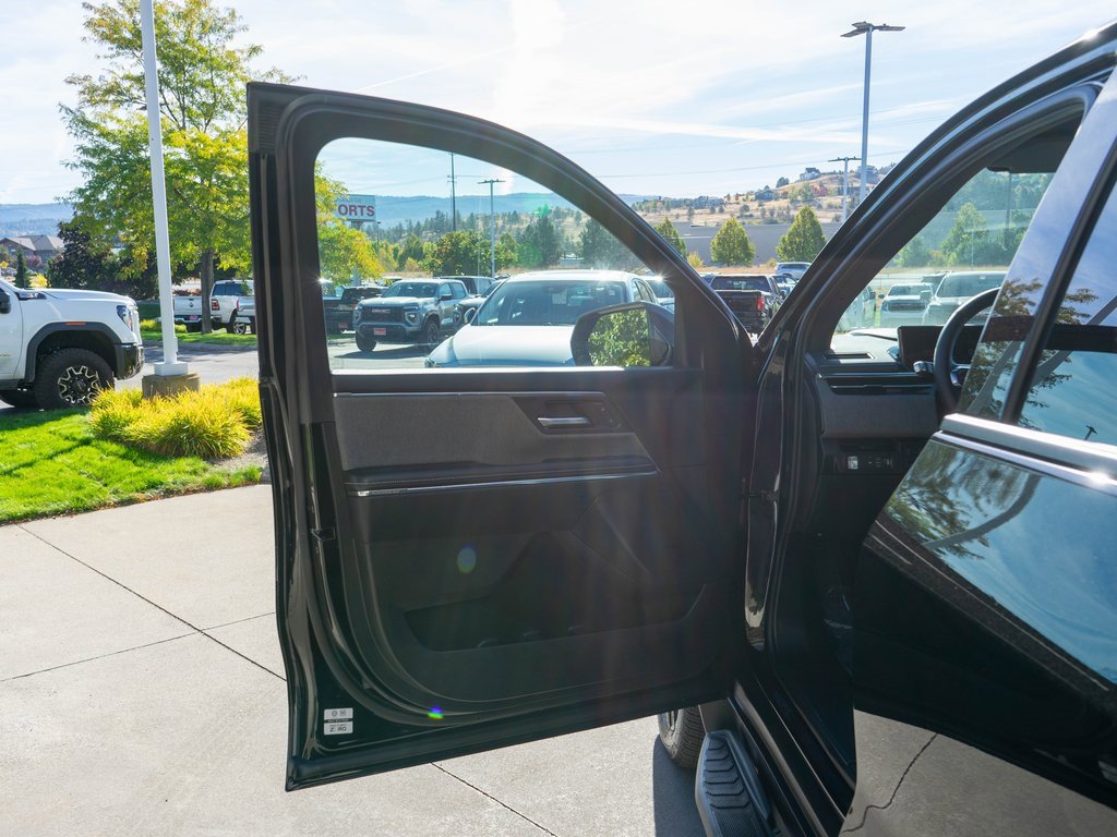 New 2026 GMC Sierra EV Elevation w/ LPO, Elevation Dark Package image 15