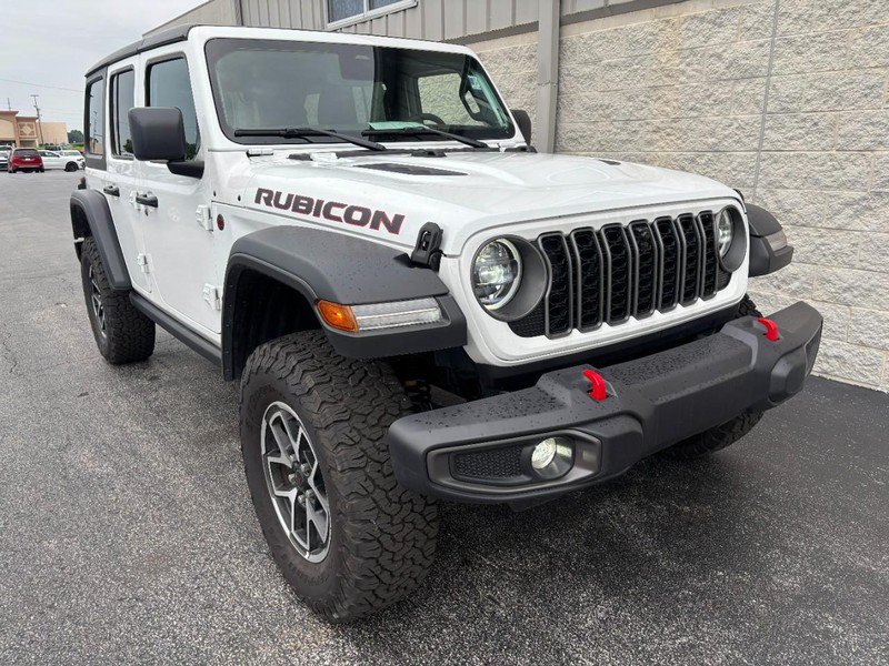 Used 2026 Jeep Wrangler Unlimited Rubicon w/ Technology Group AWD/4WD image 2