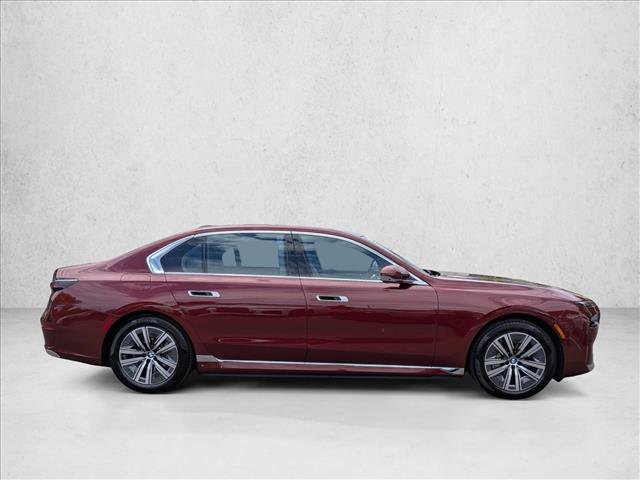 Used 2025 BMW i7 xDrive60 AWD/4WD image 4