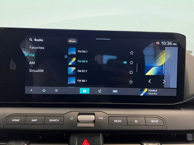 Used 2025 Kia K4 FWD image 18