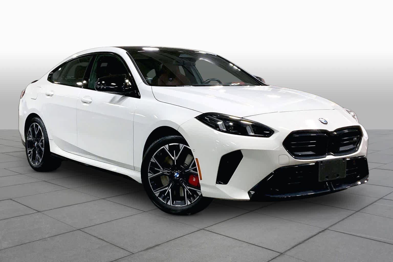 Used 2025 BMW M235i xDrive w/ Premium Package AWD/4WD image 3
