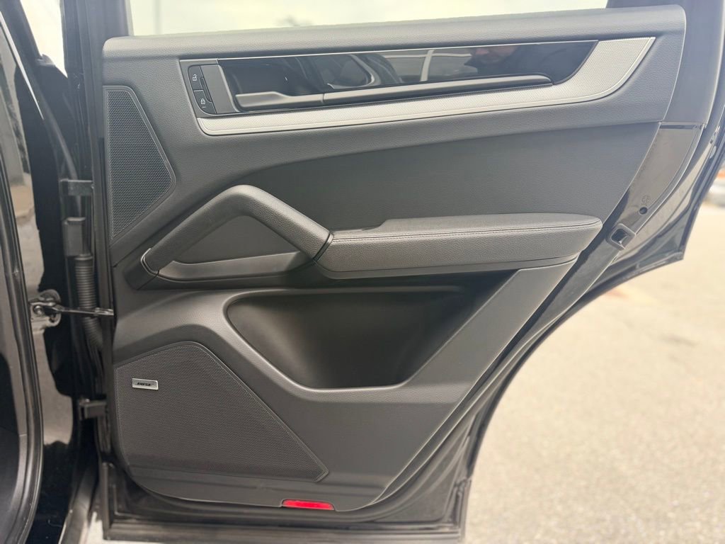 Used 2024 Porsche Cayenne image 20