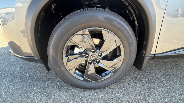 New 2026 Nissan Rogue SV AWD/4WD image 10
