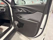 Used 2022 Chevrolet TrailBlazer LS FWD image 32