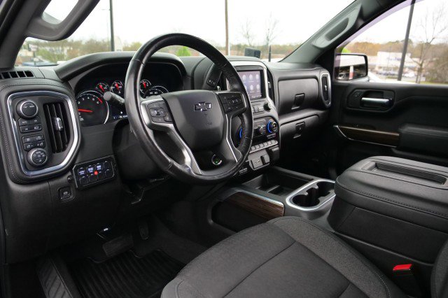 Used 2021 Chevrolet Silverado 1500 RST w/ Redline Edition image 4