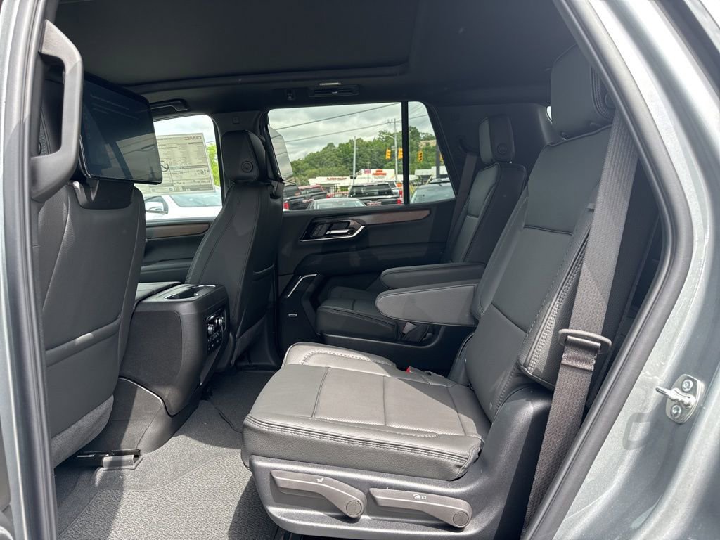 New 2026 GMC Yukon Denali w/ Denali Reserve Package AWD/4WD image 31