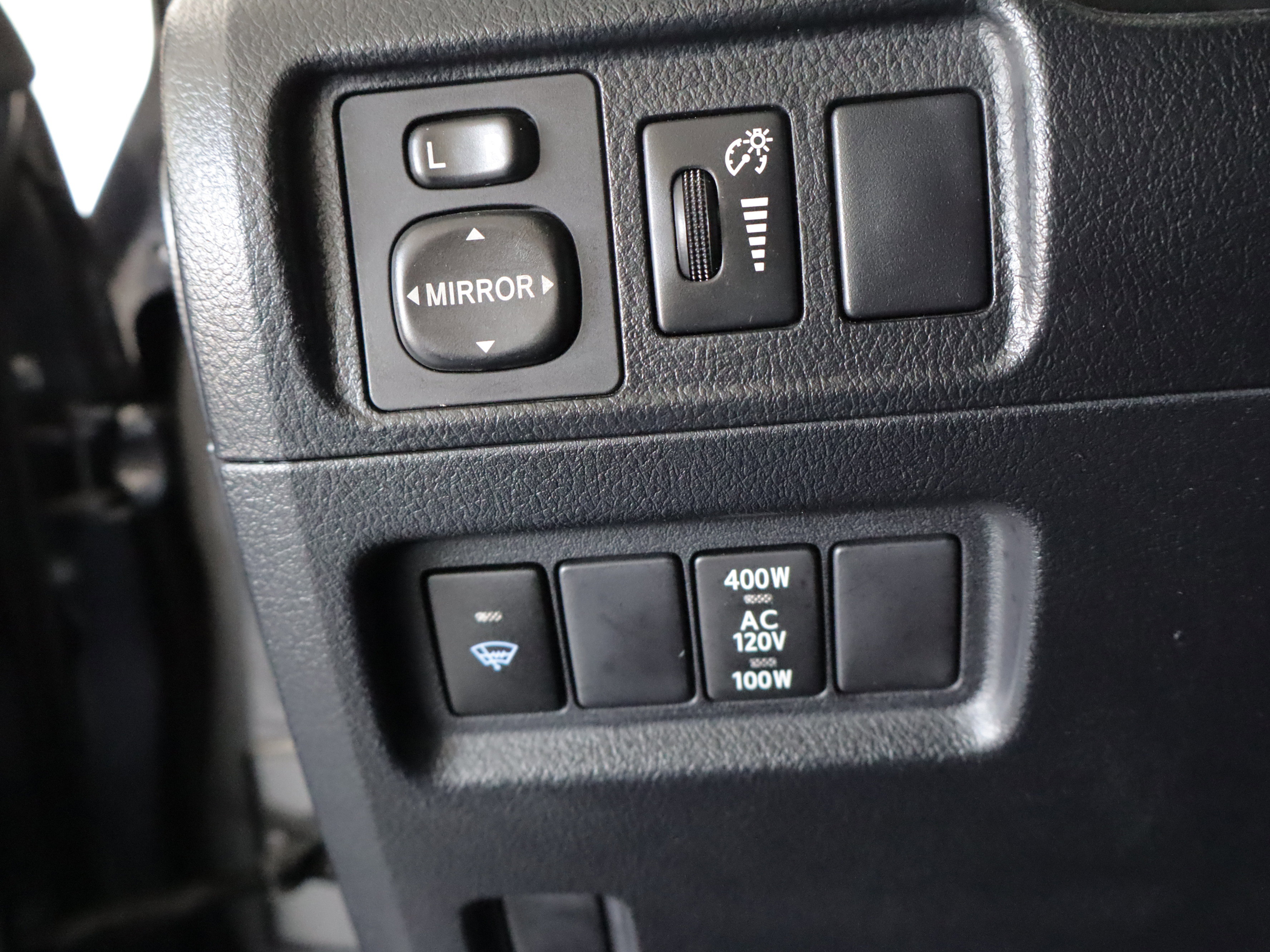 Used 2014 Toyota 4Runner SR5 image 19