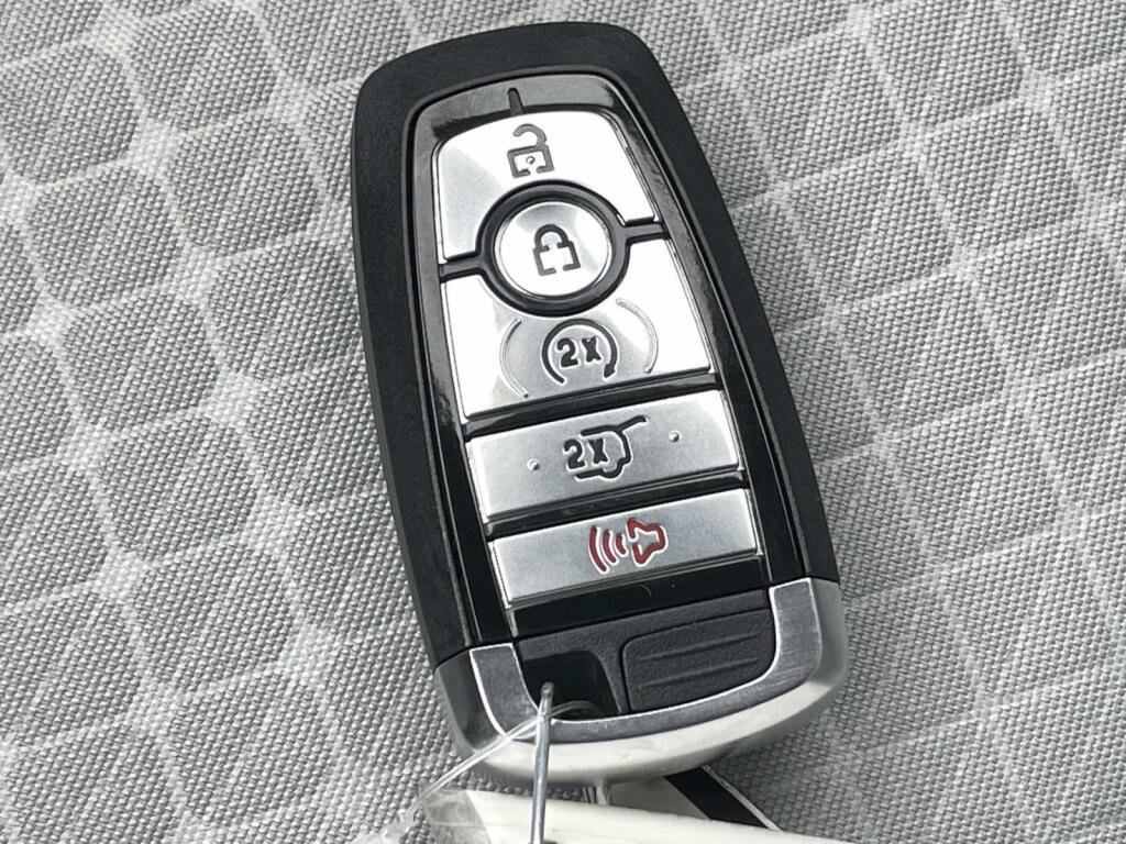 New 2026 Ford Escape Active w/ Tech Pack #1 AWD/4WD image 4