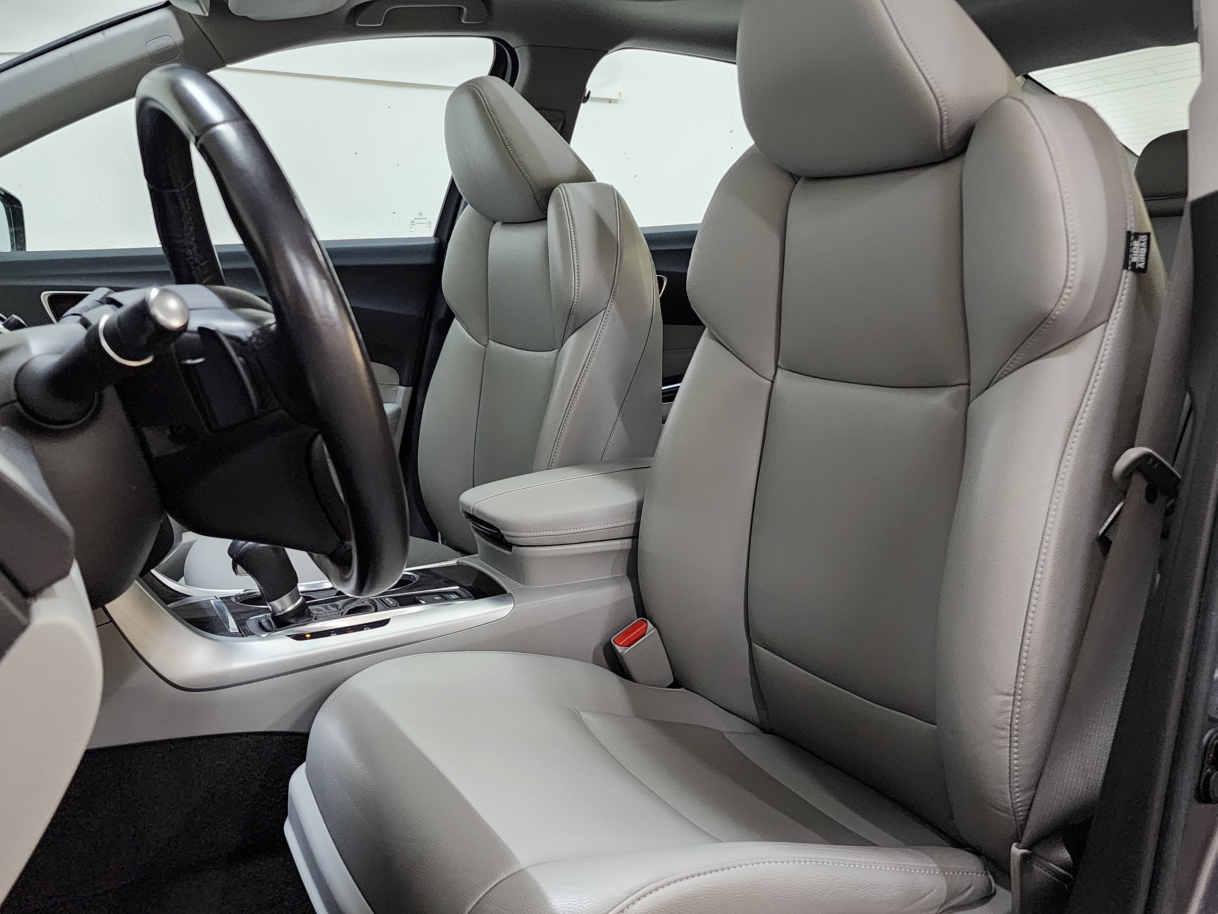 Used 2019 Acura TLX FWD image 16