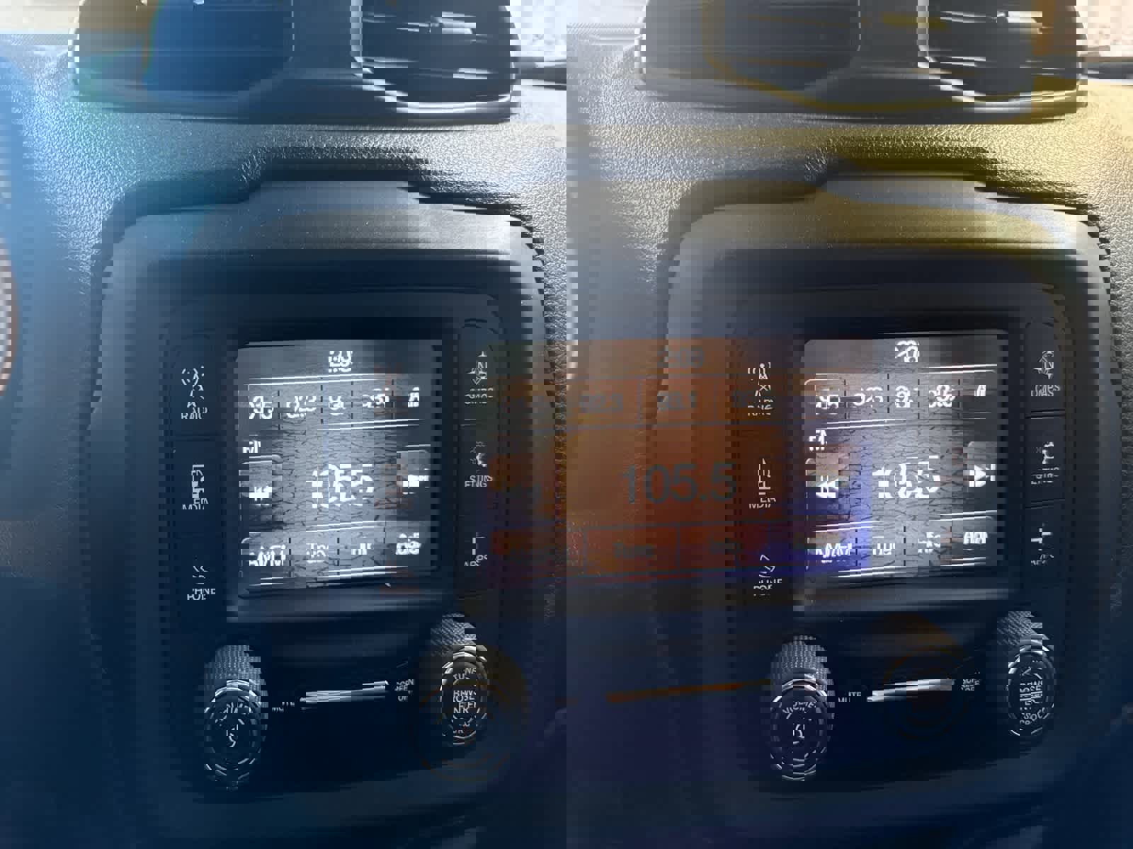 Used 2018 Jeep Renegade Sport w/ Power & Air Group image 26