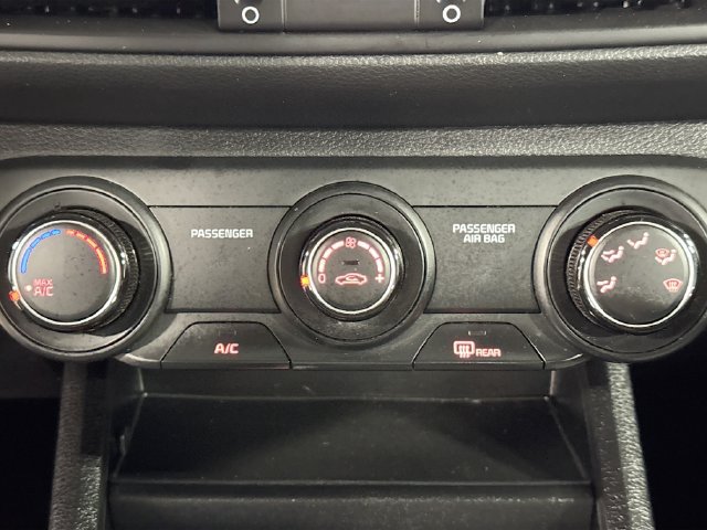 Certified 2024 Kia Forte LXS w/ LXS Technology Package FWD image 15