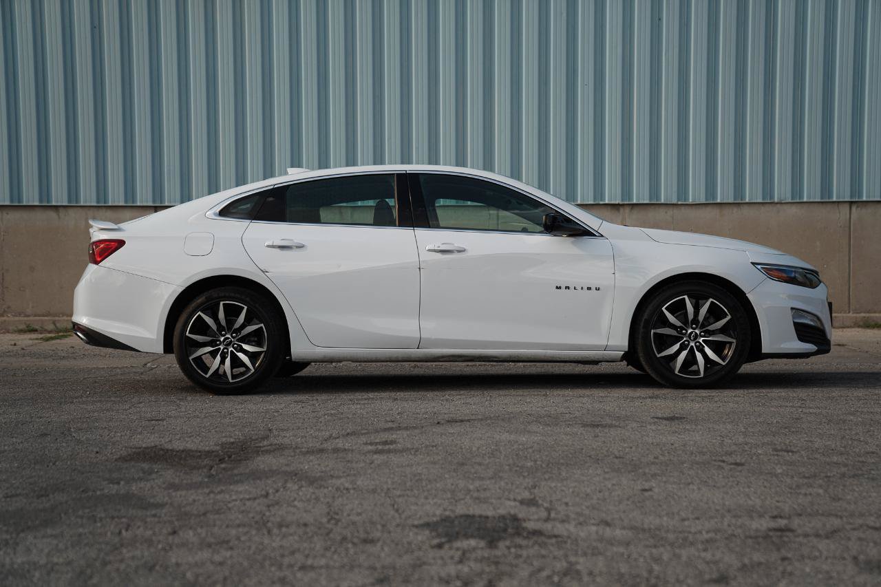 Used 2022 Chevrolet Malibu RS FWD image 6