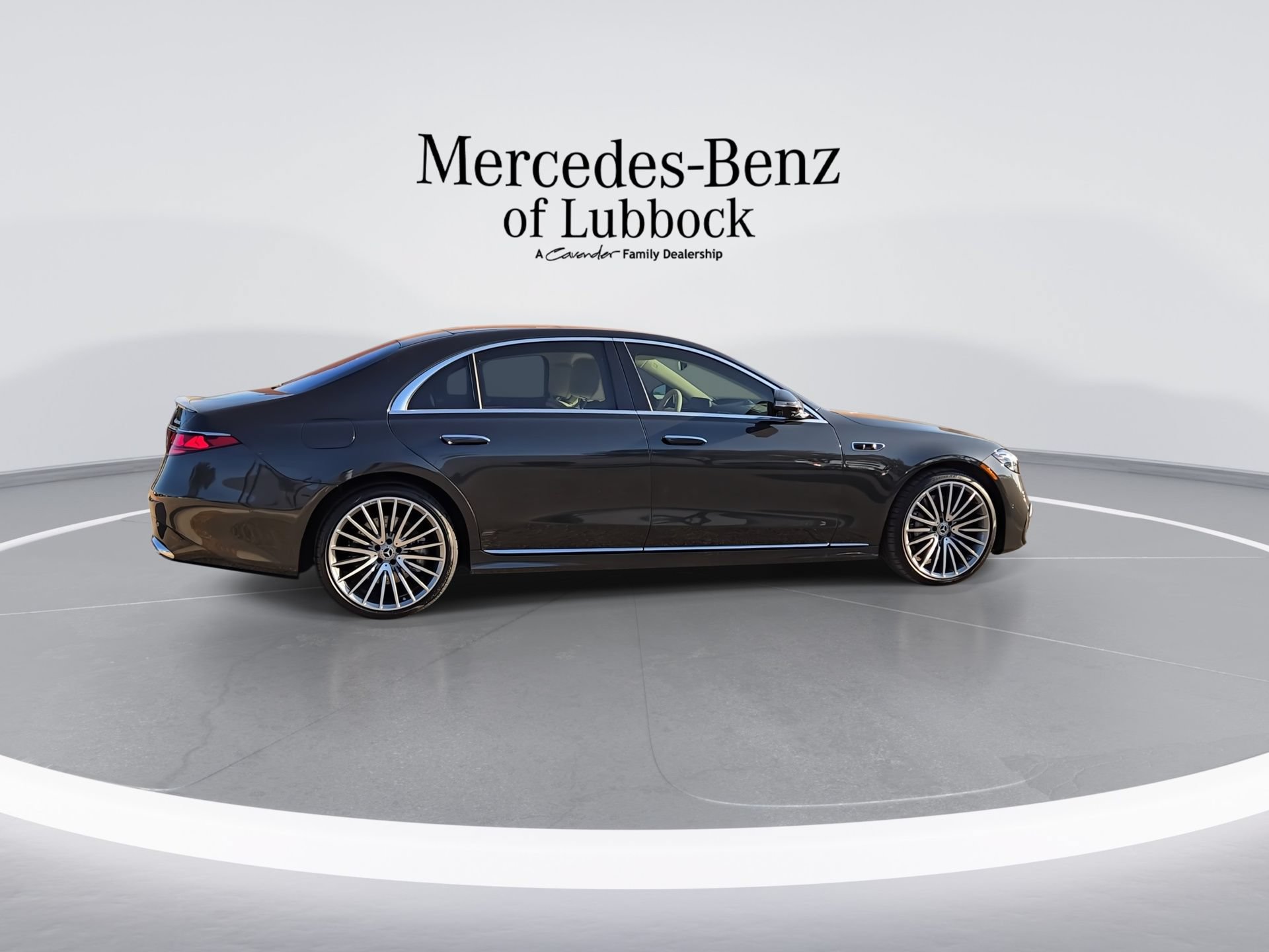 New 2027 Mercedes-Benz S 580 4MATIC Sedan image 9