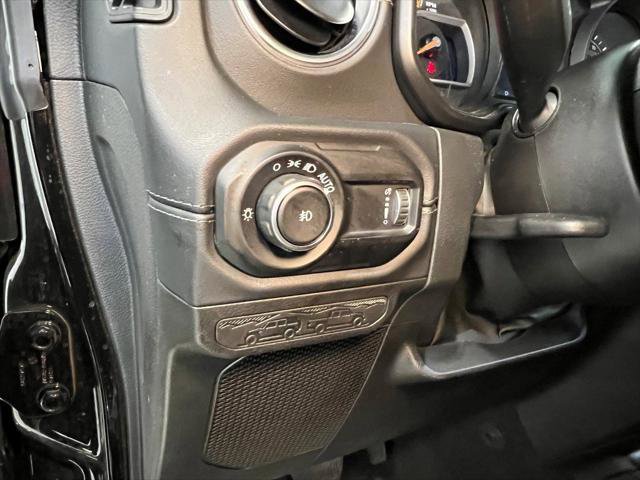 Certified 2024 Jeep Wrangler Sahara w/ Technology Group image 29