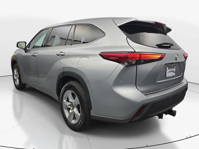 Used 2022 Toyota Highlander L image 7
