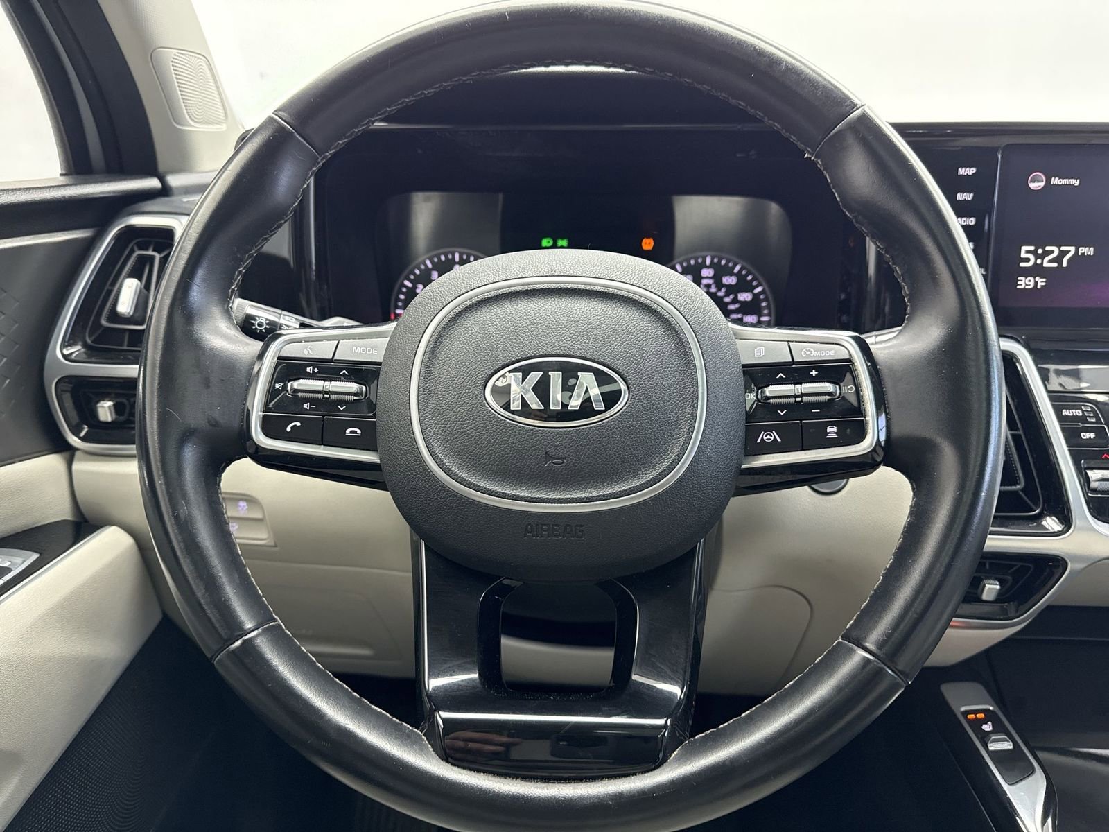 Used 2021 Kia Sorento SX image 11