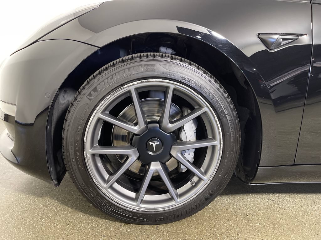 Used 2021 Tesla Model 3 Standard Range Plus RWD image 11