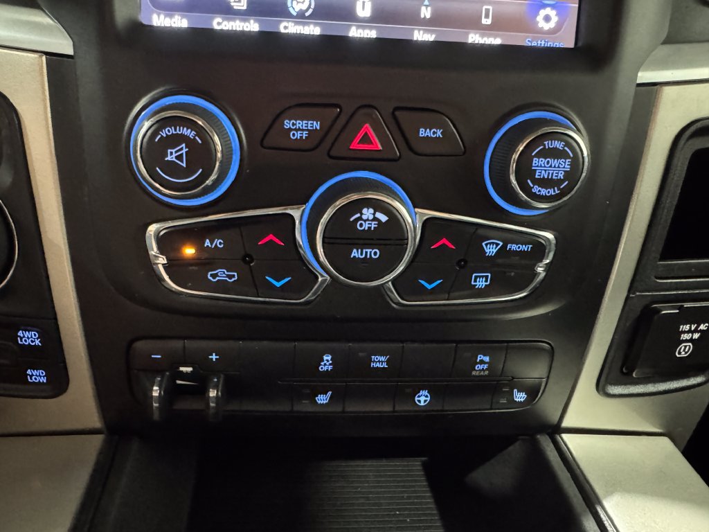 Used 2019 RAM 1500 Warlock AWD/4WD image 36
