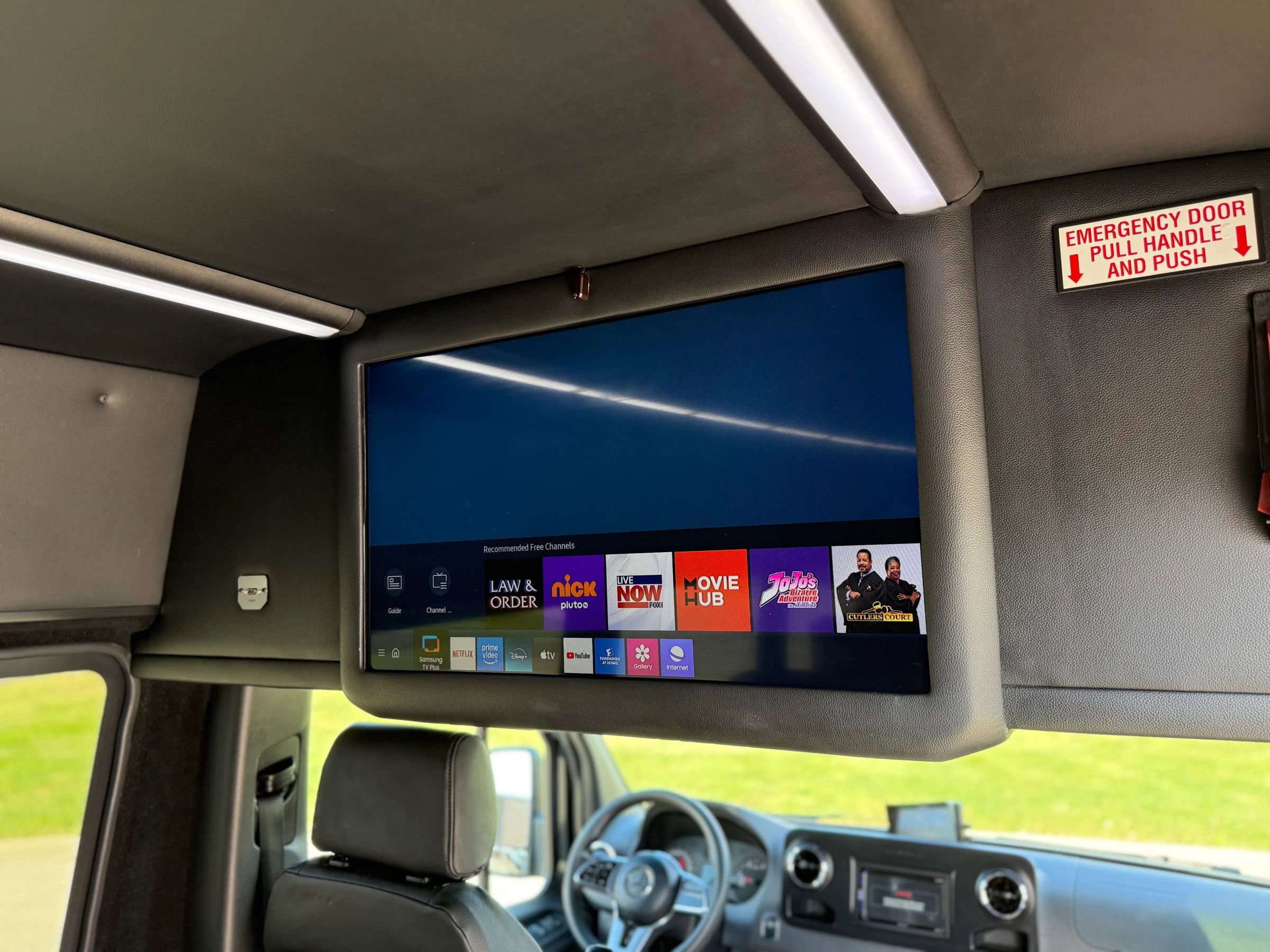 Used 2019 Mercedes-Benz Sprinter 3500 image 25