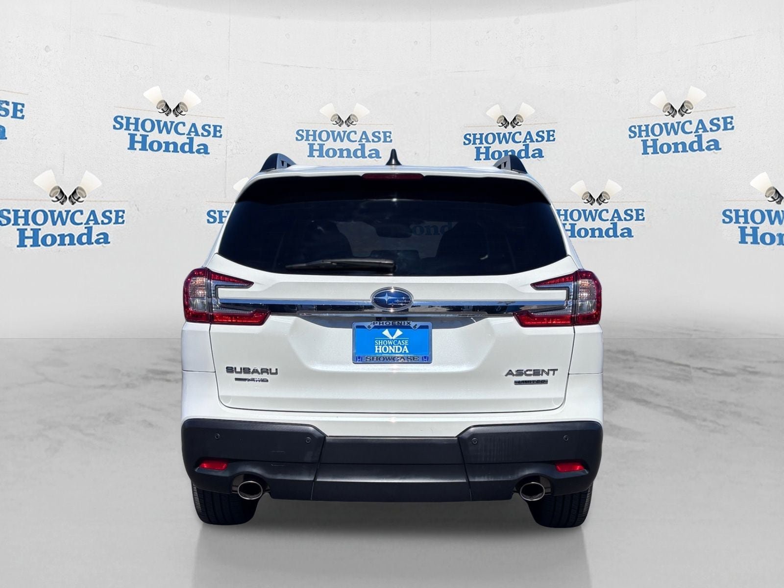Used 2023 Subaru Ascent Limited w/ Technology Package AWD/4WD image 7
