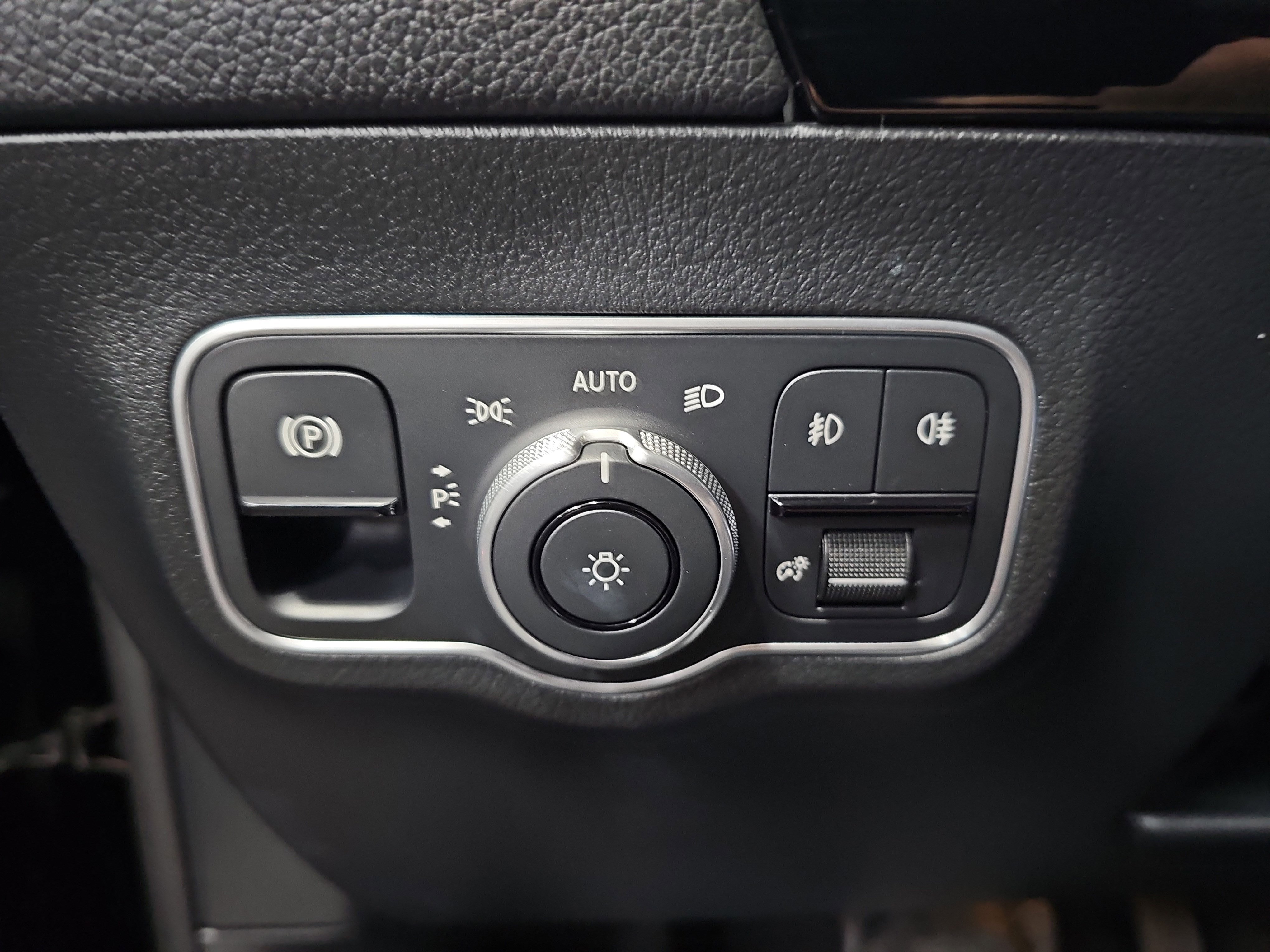 Certified 2026 Mercedes-Benz GLA 250 image 26